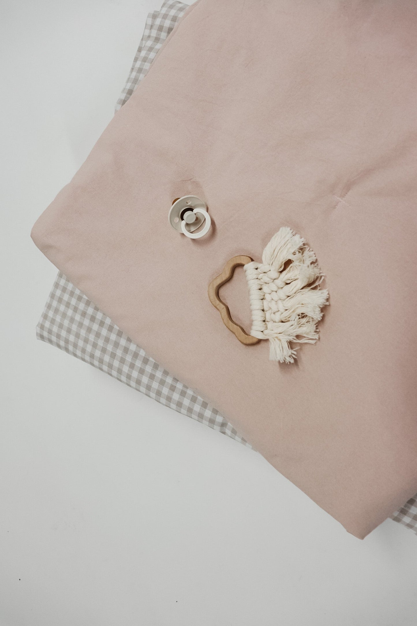 Poppy Toddler Girl Crib Quilted Blanket