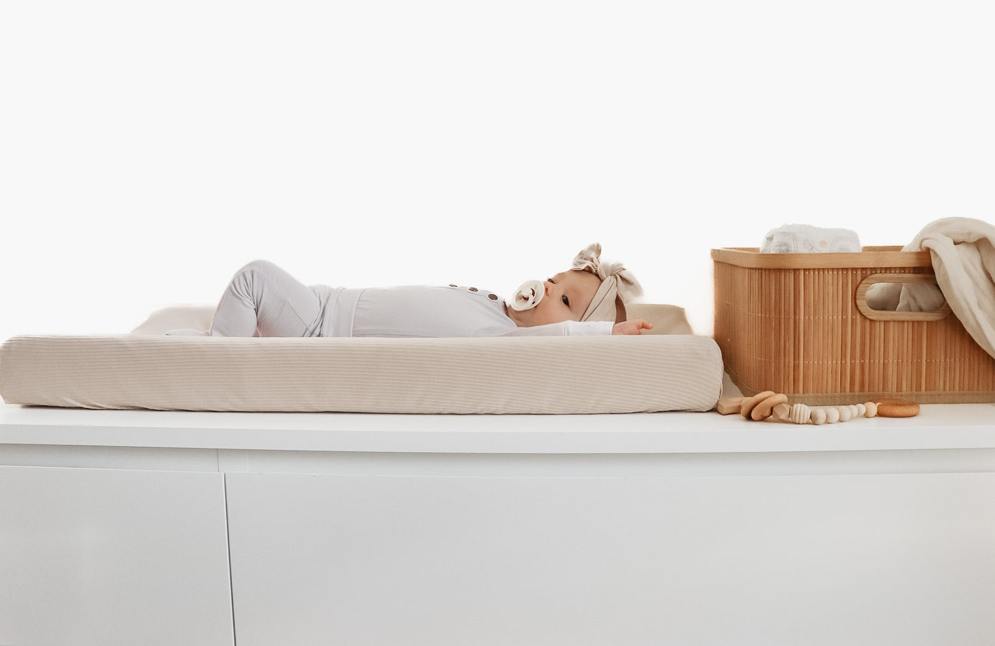 Oat Ribbed Changing Pad Cover