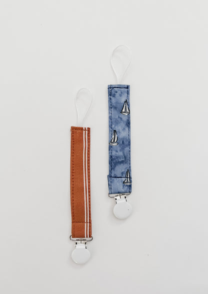 Sandstone Pacifier Clip